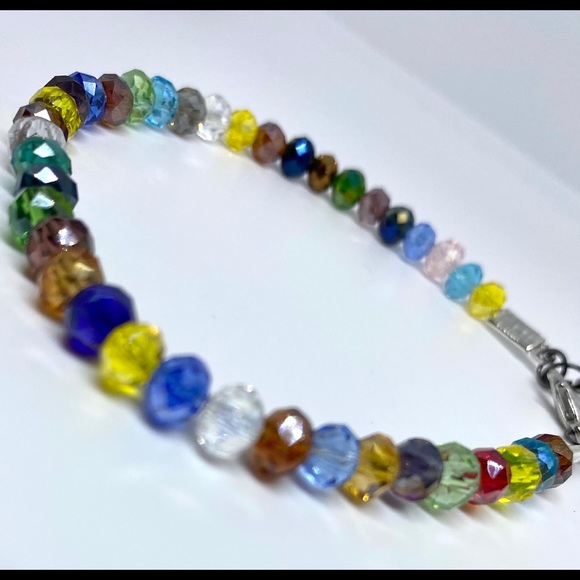 Stretchable multi-color beaded anklet📍 - Picture 3 of 3